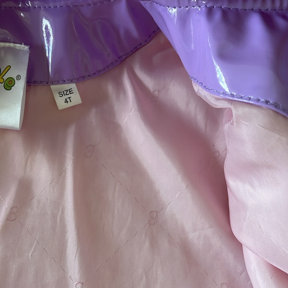 Rain coat - Picture 7 of 7